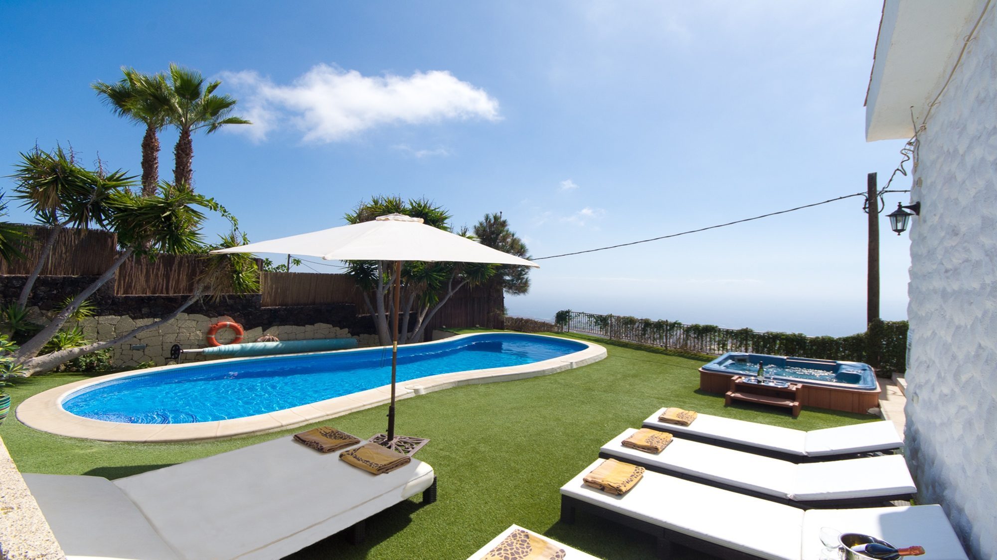 Luxury Villas To Rent In Tenerife